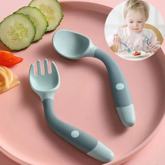 Soft and flexible baby feeding spoon set with silicone PP soft spoon, suitable for learning to eat and training  baby gadgets