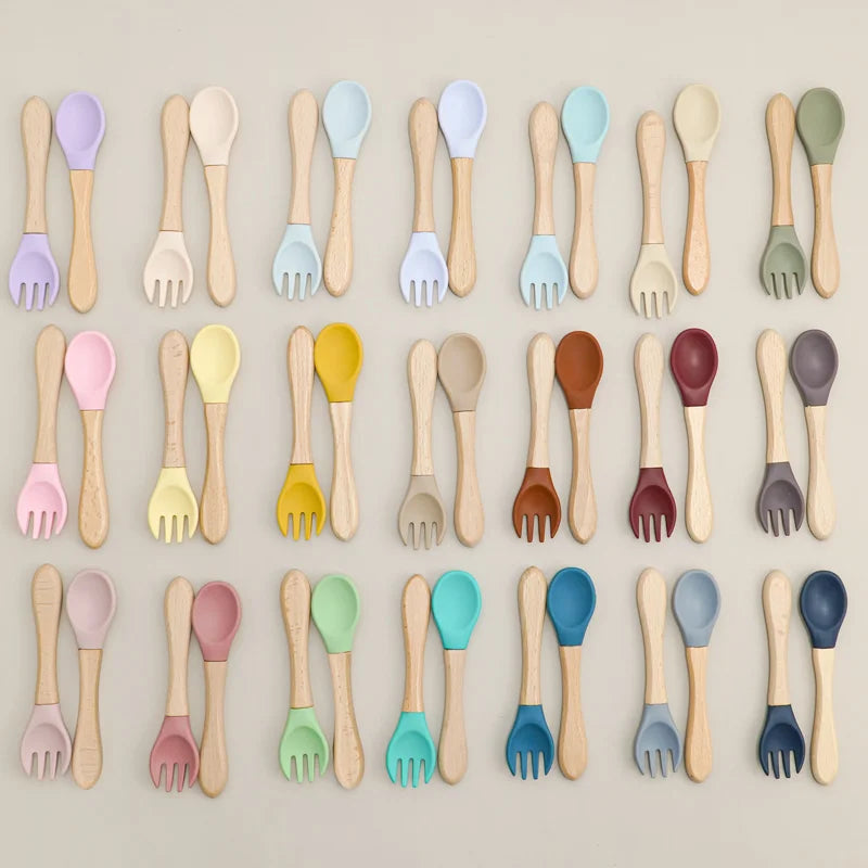 2PCS Silicone Spoon Fork For Baby Utensils Set Baby Feeding Spoon Cutlery Food Grade Material Wooden Handle Spoon Baby Items